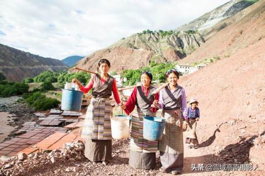 密密麻麻地什么