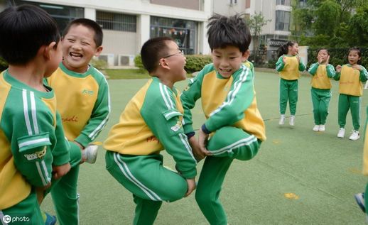 幼儿园六一儿童节游戏 小学生趣味小游戏